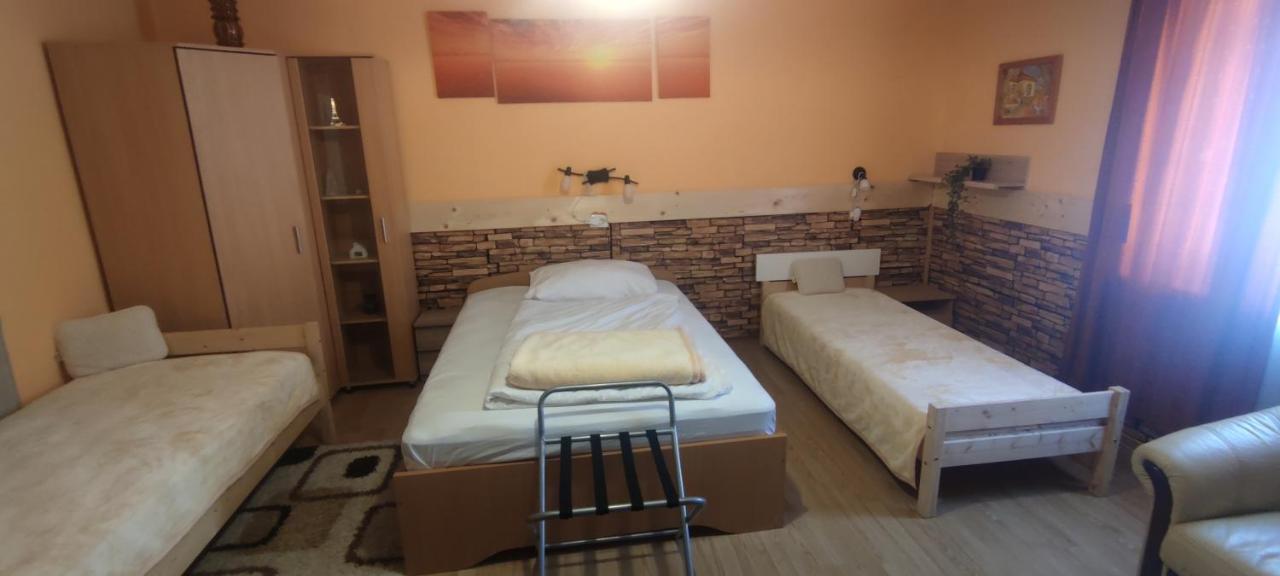 Krisztina Apartman Надьканижа Экстерьер фото